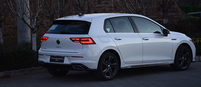 第八代高尔夫基础款,第八代高尔夫1.5t高速感受