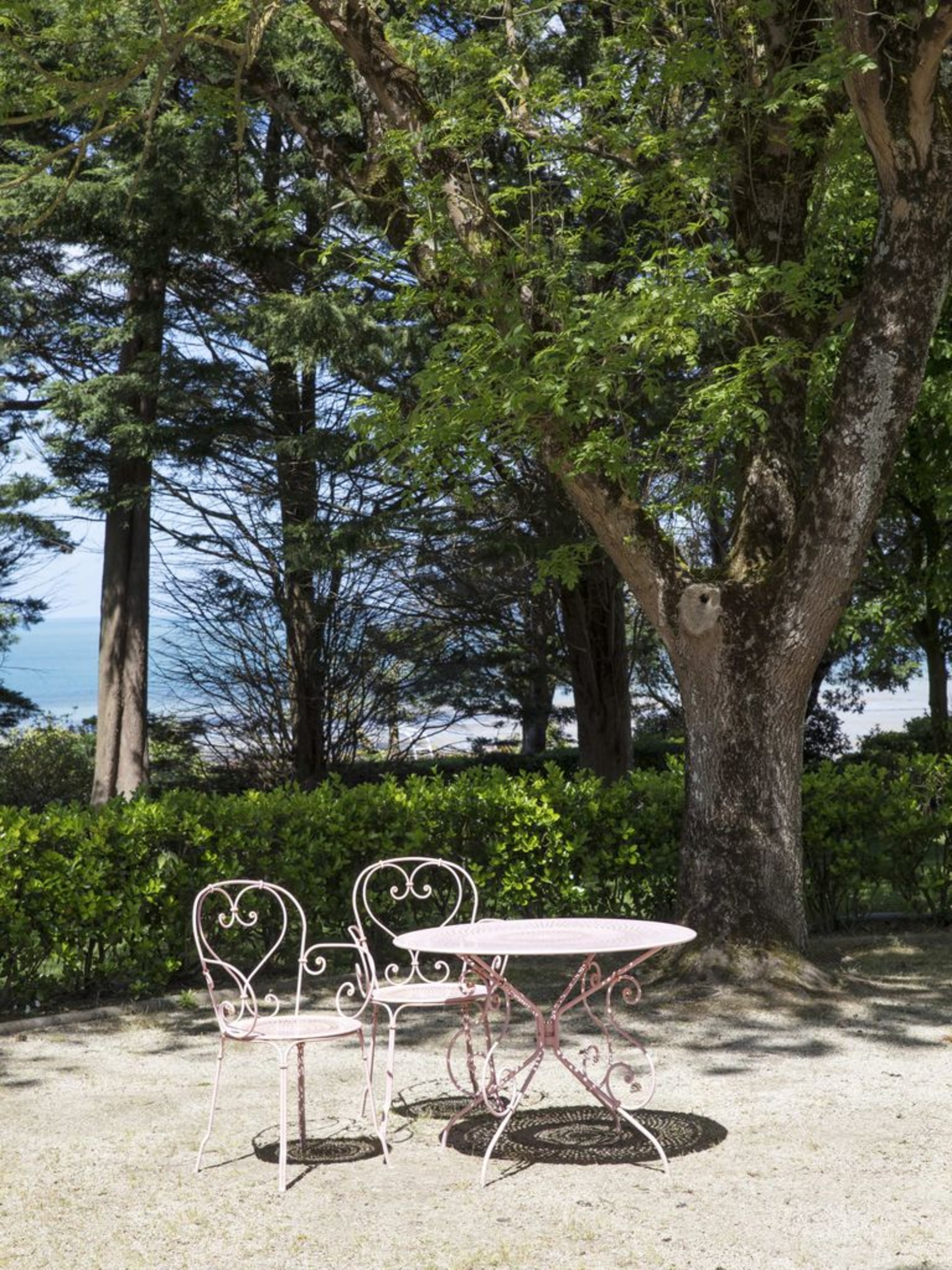 Dior创始人克里斯汀.迪奥：对他设计影响深远的一个人、一座花园