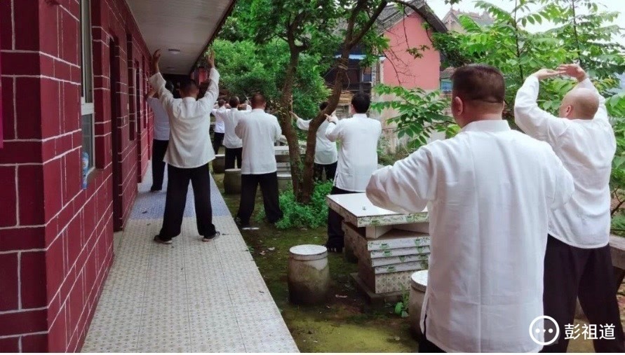 辟谷仰卧服气法怎么做,最简单的辟谷服气法