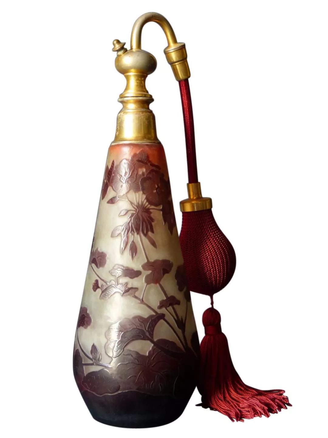 欧洲贵族喷的香水是什么,欧洲贵族喷的香水叫什么