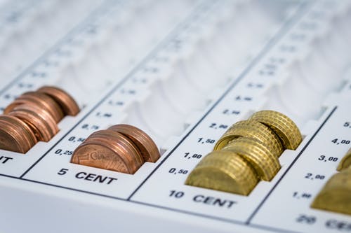 现金流告急的传神语联：财务数据“打架”、大客户工商信息员工数为0