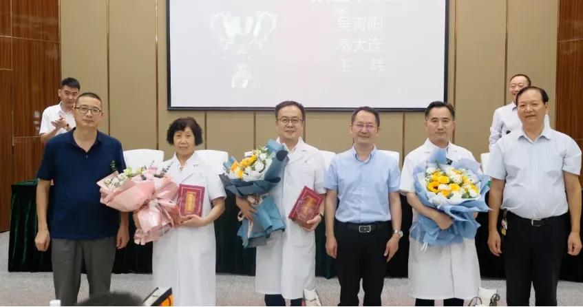 弘扬抗疫精神弘扬正能量,弘扬正能量众志成城抗疫情