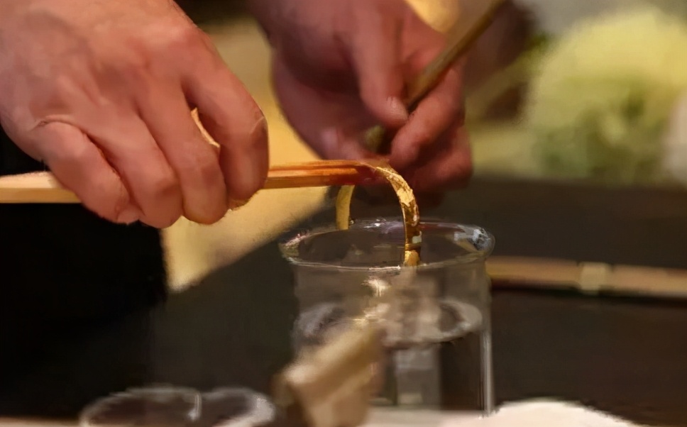 回收黄金要用火烧吗,回收黄金需要把黄金烧碎吗