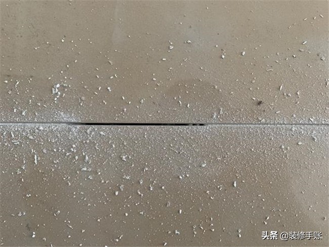 瓷砖缝发黄发黑用什么方法最有效,瓷砖填缝发黄