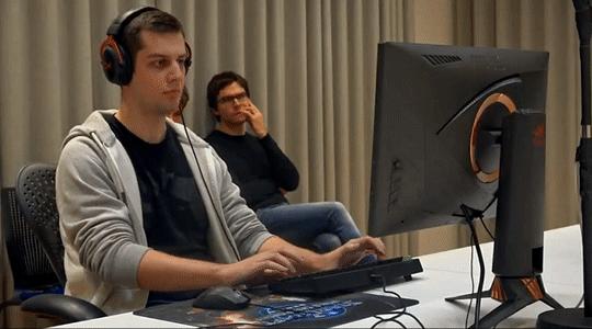 星际2人工智能ai比赛,星际争霸2人机vs职业玩家