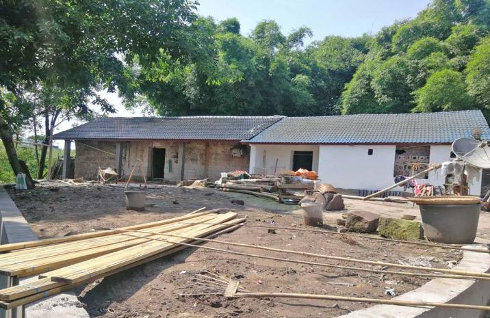 农村盖房用哪种树脂瓦最好,农村树脂瓦房弊端