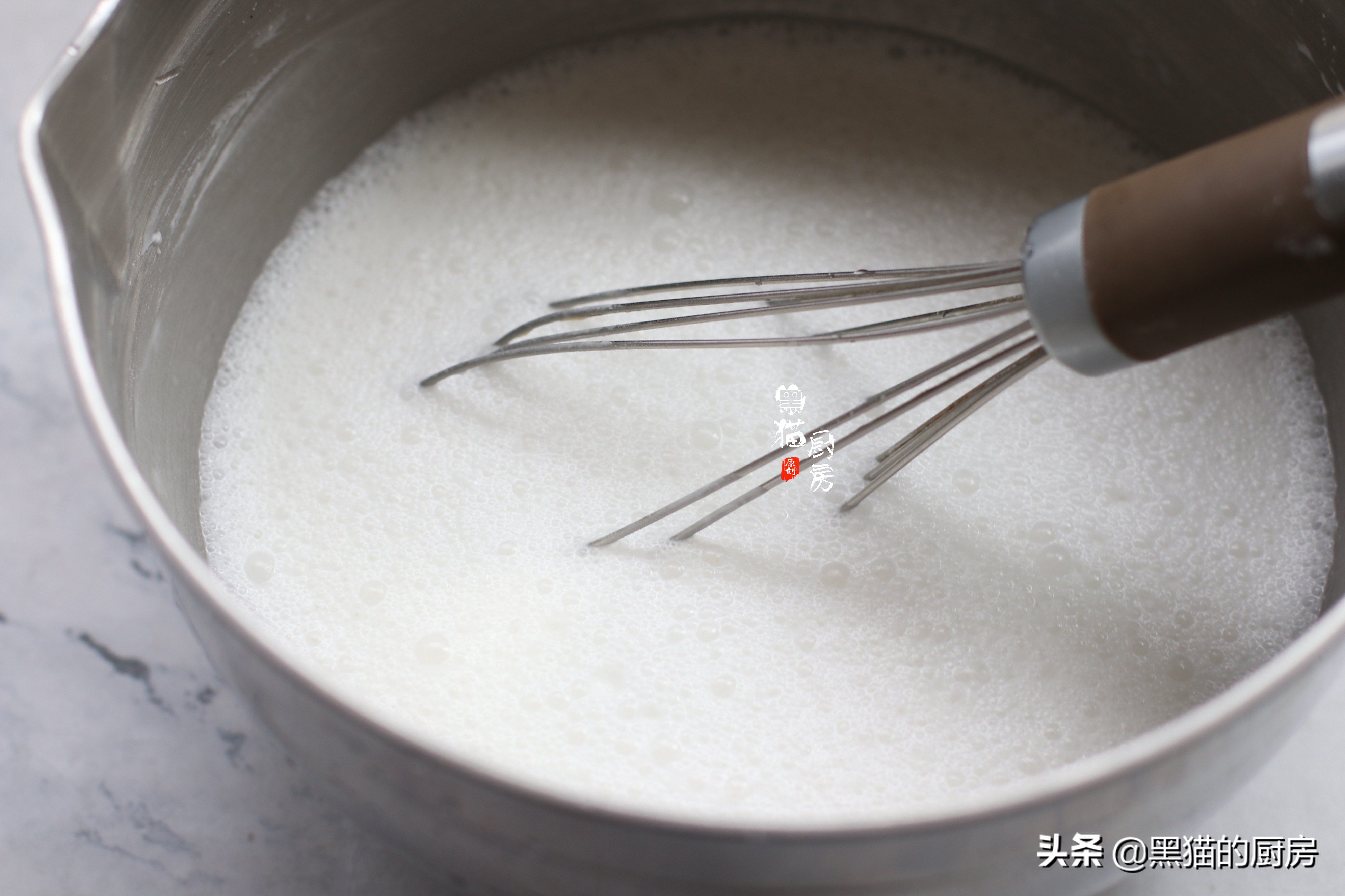 自己在家做广东肠粉的做法及配料,怎么只用一种材料做肠粉酱汁