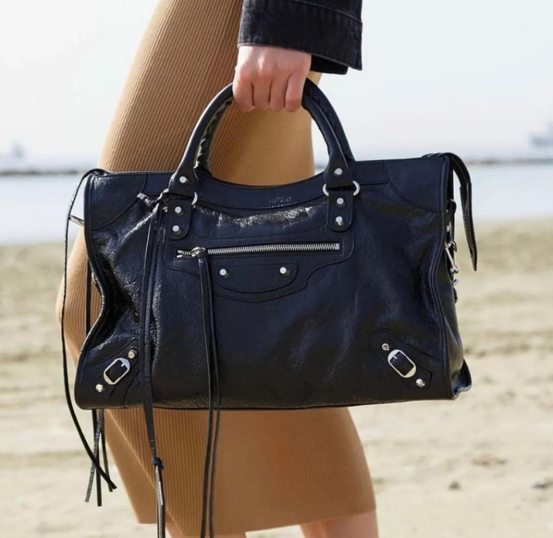 广州奢侈品女士包包,南宁奢侈品包包品牌