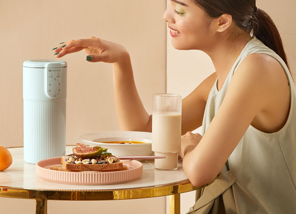 豆浆机苏泊尔好还是九阳豆浆机好,苏泊尔和九阳豆浆机哪个更实用