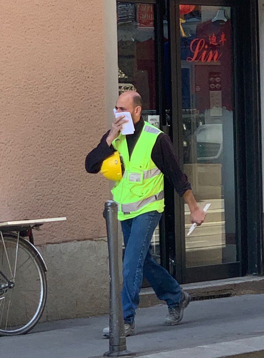 意大利80岁老人感染新冠肺炎,意大利公民对于疫情的做法