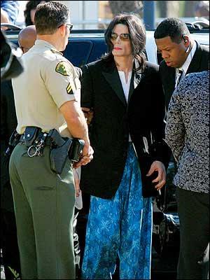 为什么说迈克尔杰克逊是天王巨星,迈克尔杰克逊巨星陨落之谜