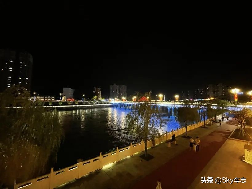 7万公里老款宝马x5,宝马x5的优缺点