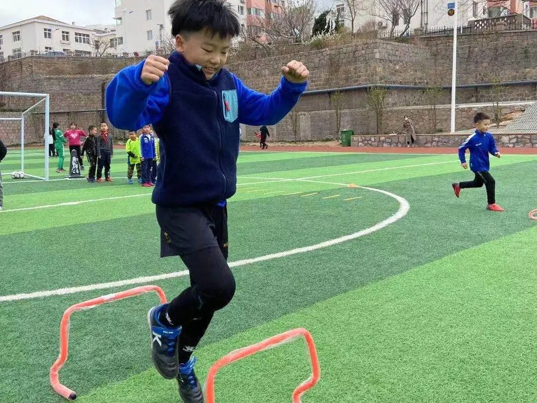 十个一运动主题内容,足球社团优秀社团事迹