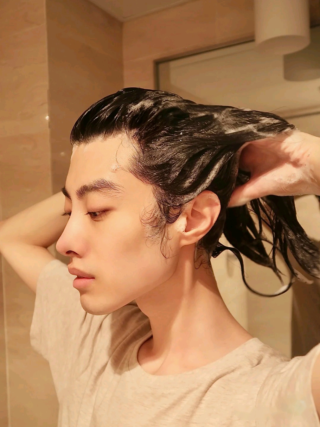 洗头发要注意的17个步骤,洗头发的正确方法不出油