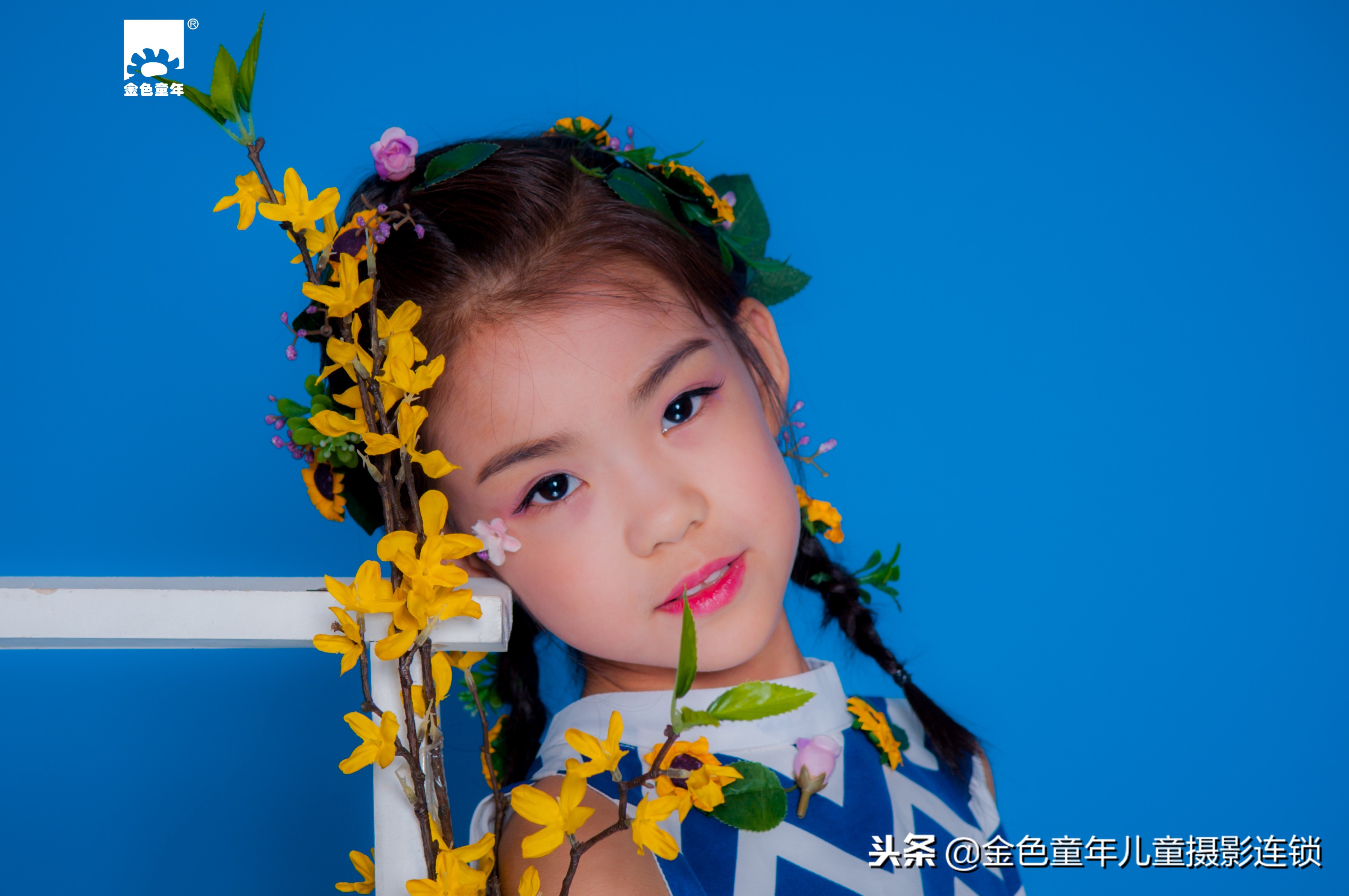 金色童年儿童摄影,金色童年童装加盟店加盟费多少钱