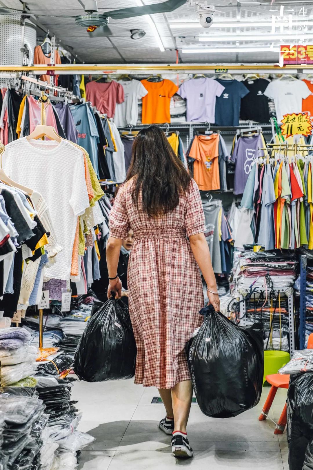 曾创出上亿流水,一个档口就能买宝马730,南宁这地方如今已没落