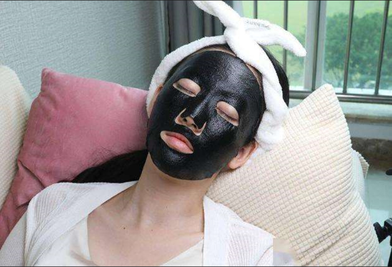 我的脸就是被撕拉坏了，撕拉一时爽，爽完就后悔了