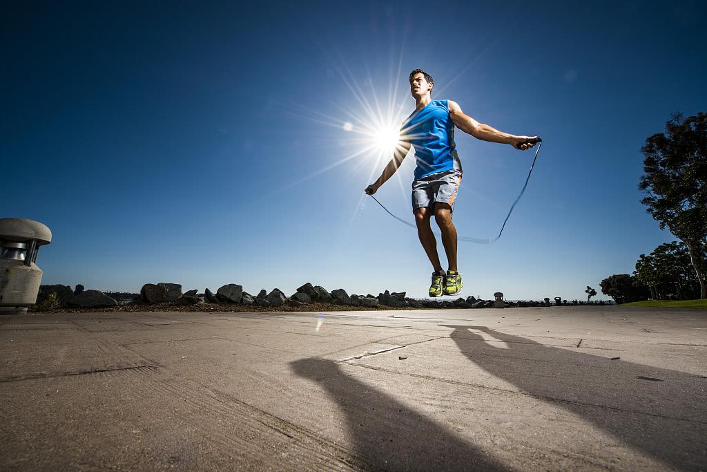 肚子肿腿肿是怎么回事,肚子肿了脚也肿了