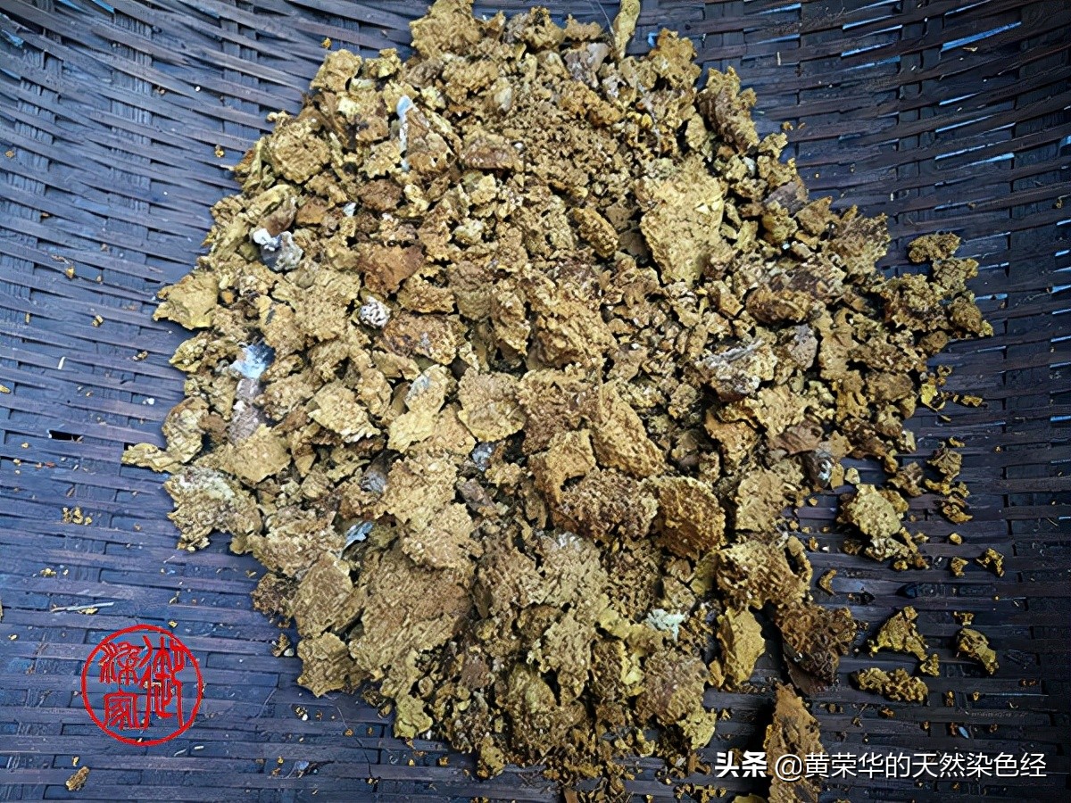 桦树茸黑金颗粒,桦树茸颜色