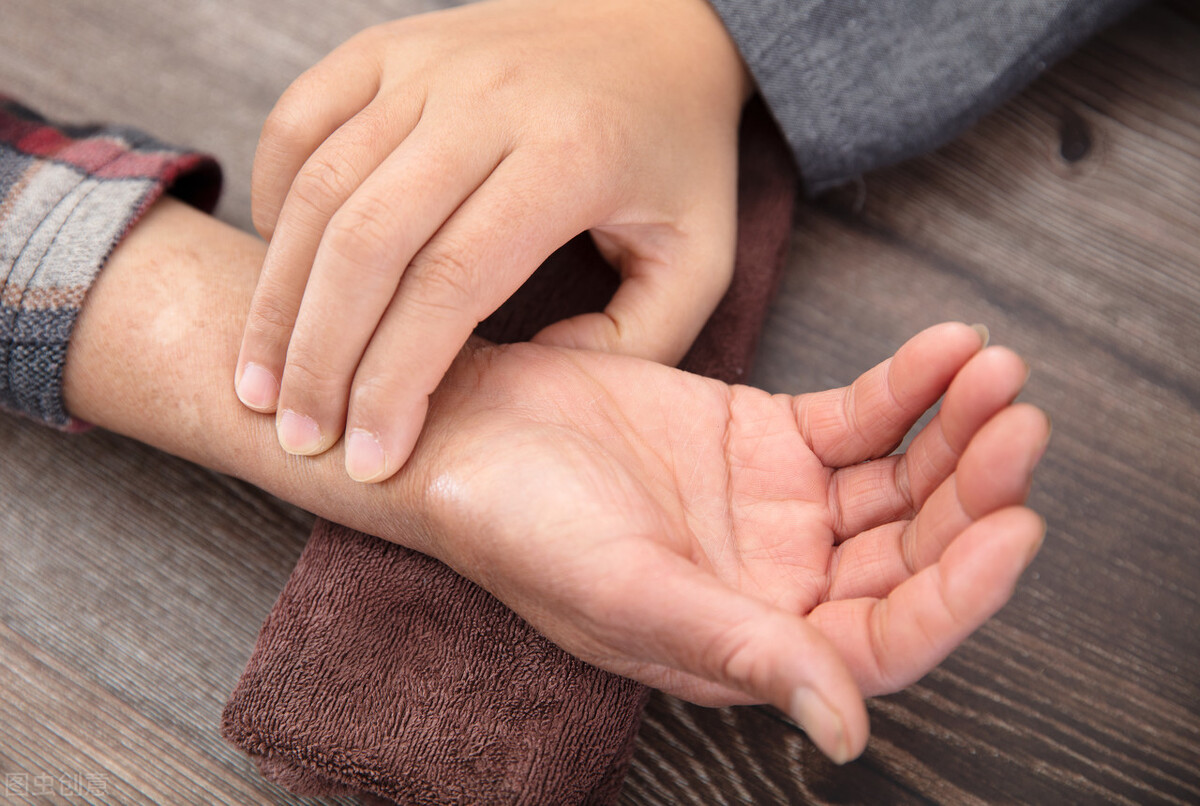 为什么长期吃三七粉会便秘,为什么吃了三七粉老是上火