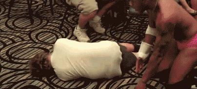 搞笑gif开心一刻单身也挺好,搞笑gif开心视频