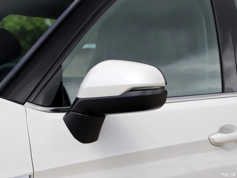 四年的本田urv还值得购买吗,本田ur-v后排头部空间实测