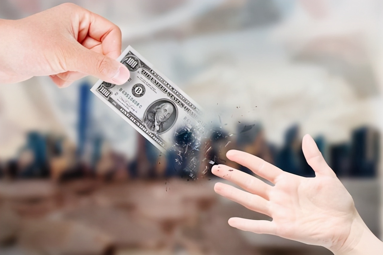 抛售美国国债换回的是美金吗,中国抛售美国国债是什么意思