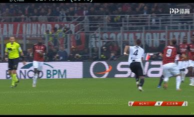 伊瓜因怒吼c罗,伊瓜因红牌怒吼c罗