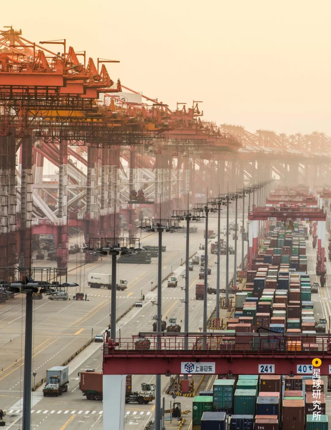 5000公里看地球,5000英里在中国是多少公里