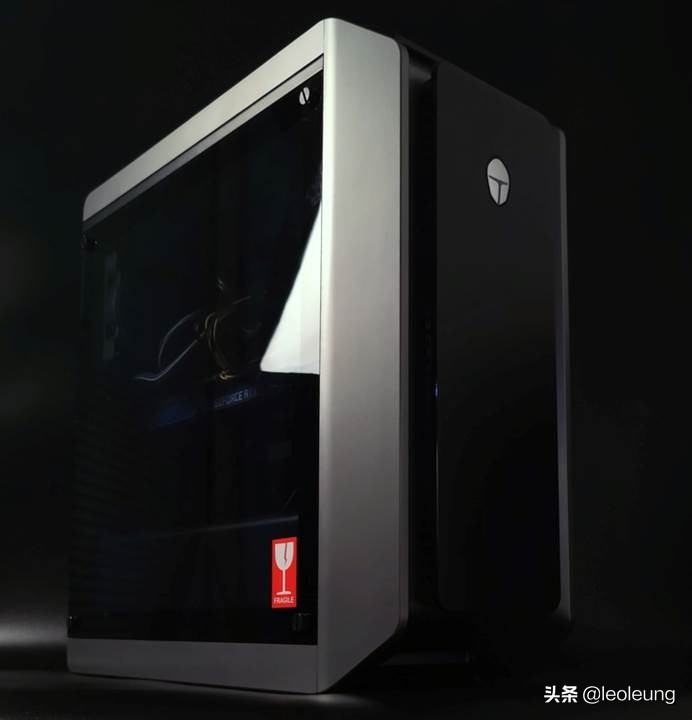 雷神黑武士主机评测,雷神主机黑武士光剑