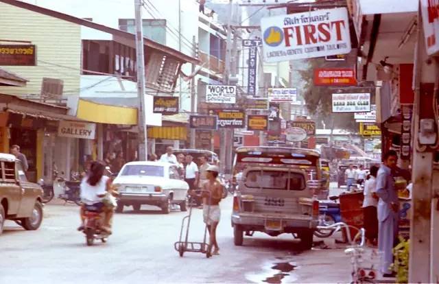 大多数人给泰国贴的标签是“人妖”，泰国为什么盛产人妖？