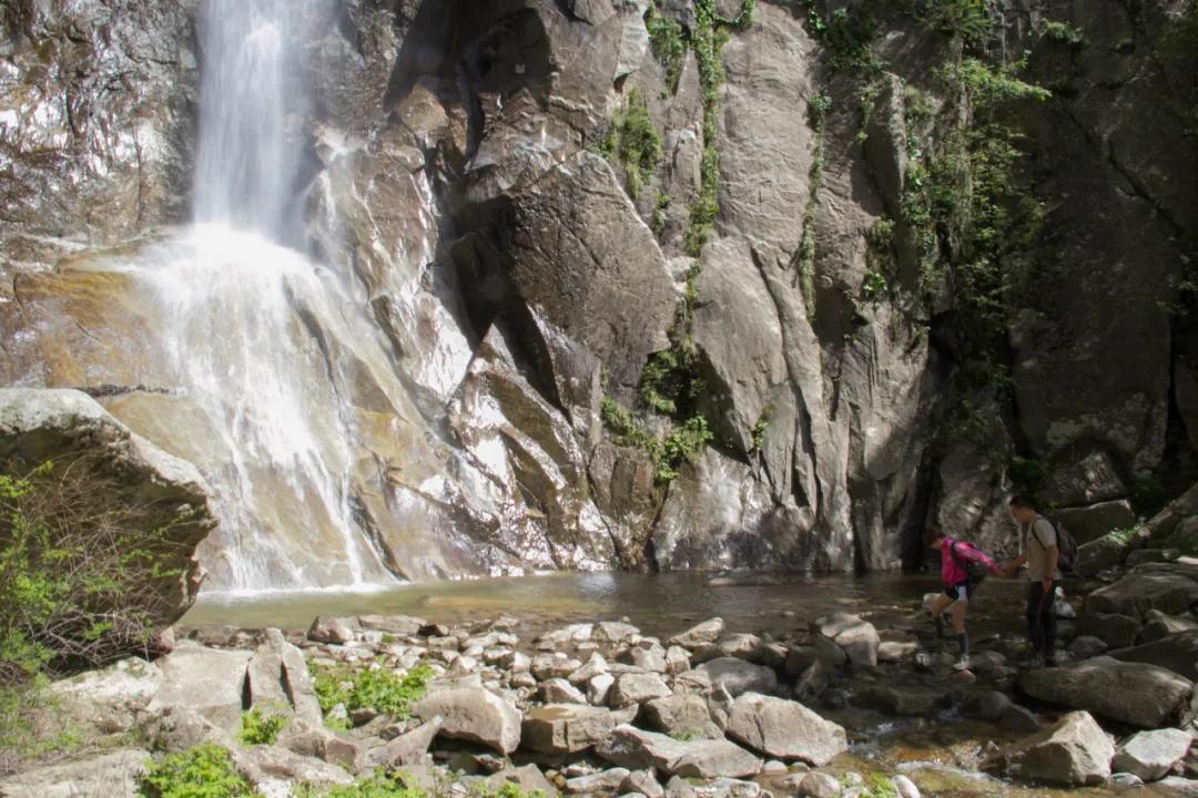 秦岭沣峪口上山有哪些景点,秦岭大坝沟瀑布
