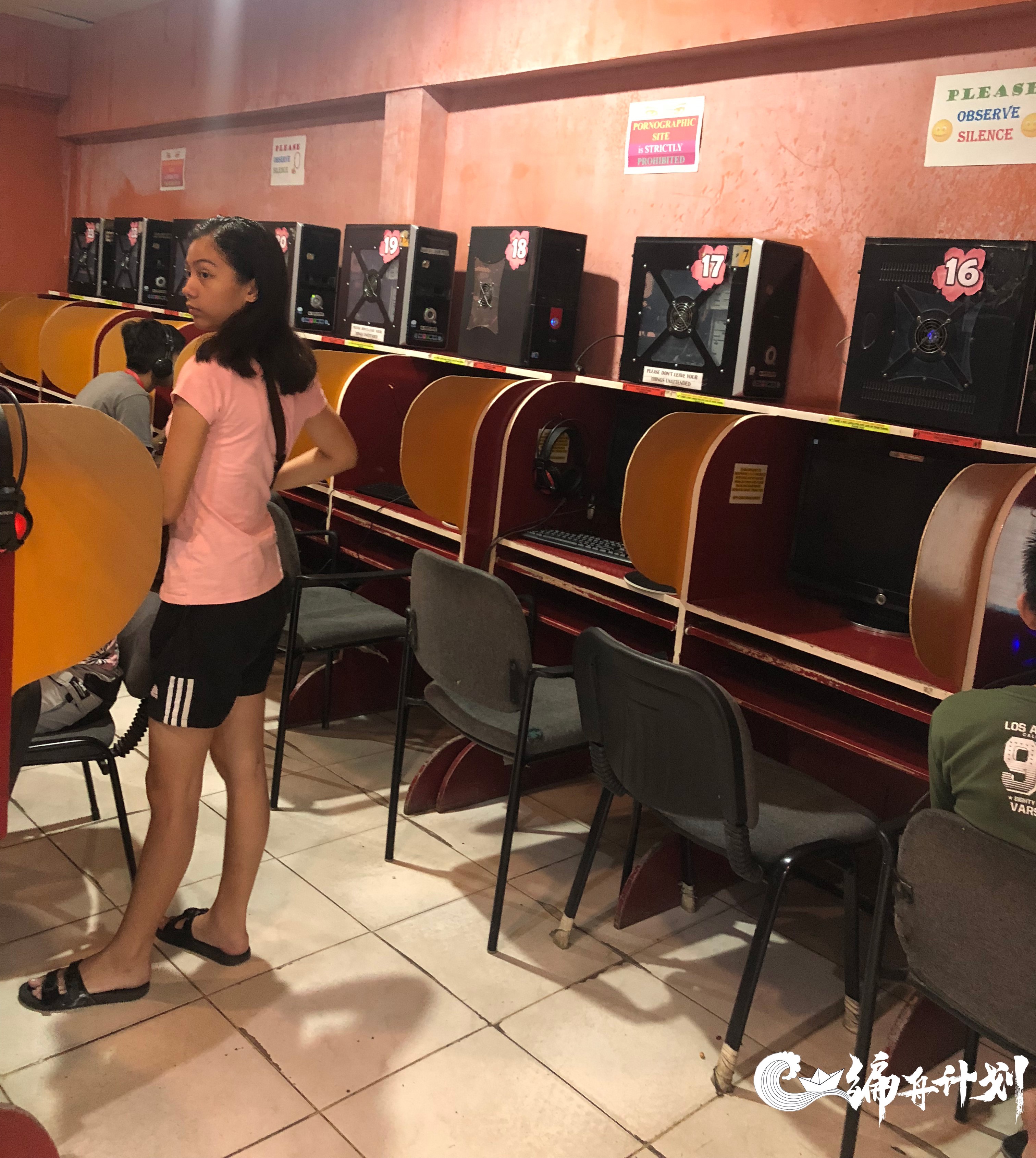 在菲律宾，他们交不起话费，但他们还在玩游戏