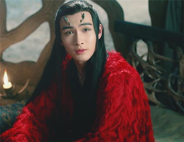 三生三世十里桃花：遇到离镜这样的男友，就果断放弃吧