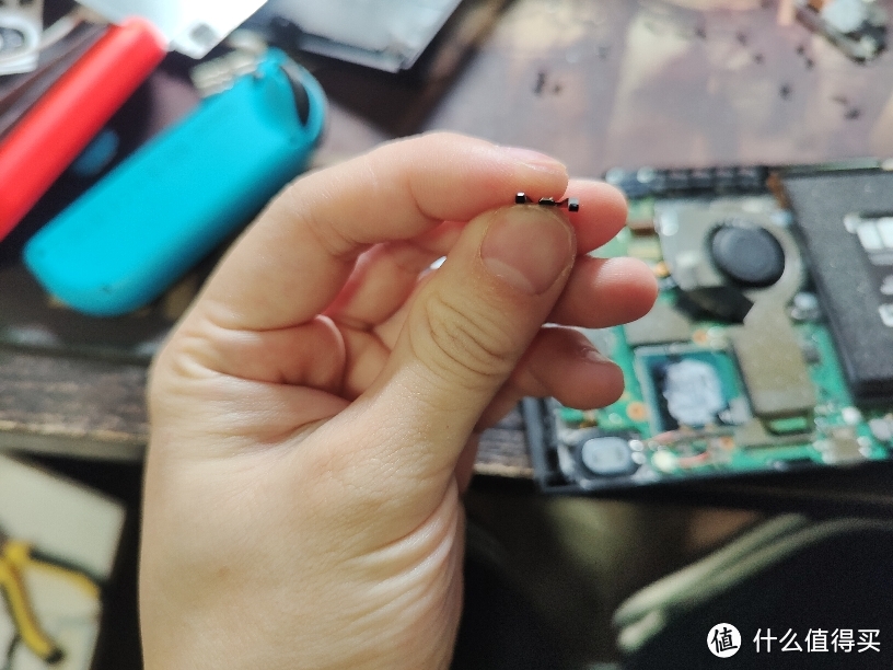 switcholed硬壳怎么拆,switch拆机清灰换硅脂有效果吗