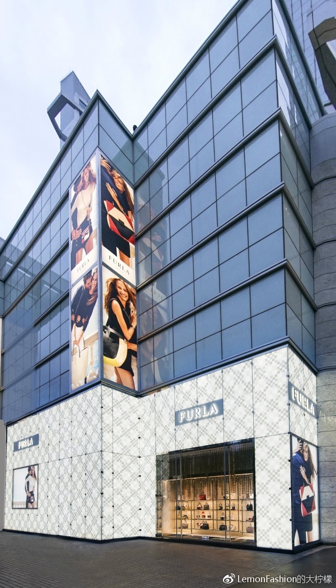 FURLA：轻奢包界的“扛把子”