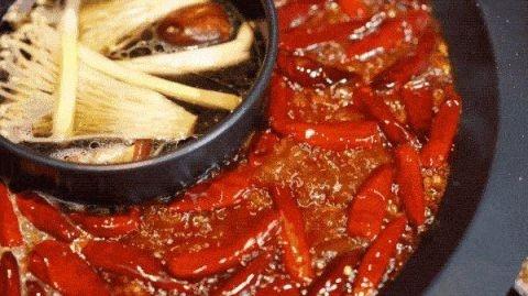 吃完火锅就拉肚子如何缓解,吃火锅爆痘还拉肚子怎么回事