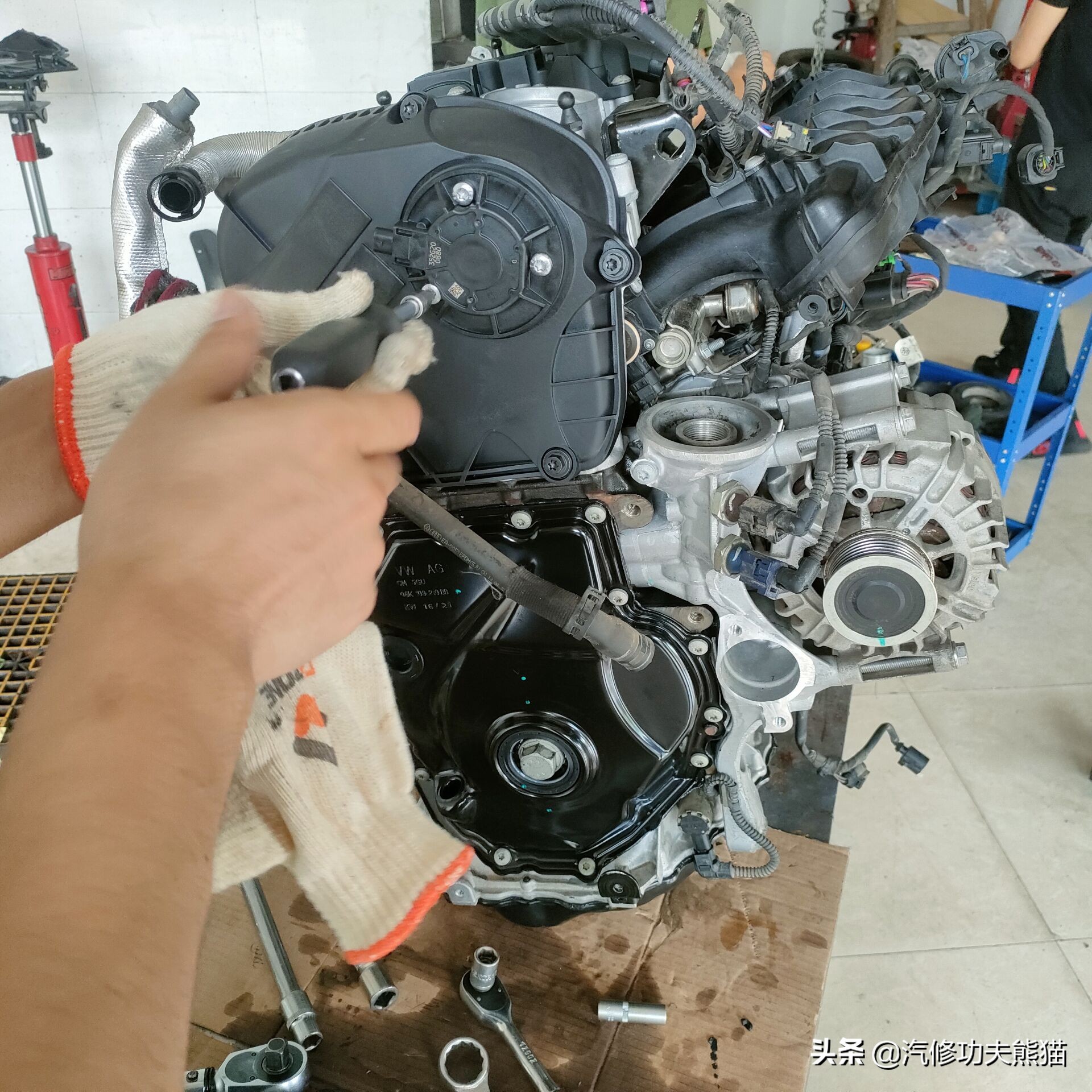 大众车主维修,大众烧机油车主怎么解决