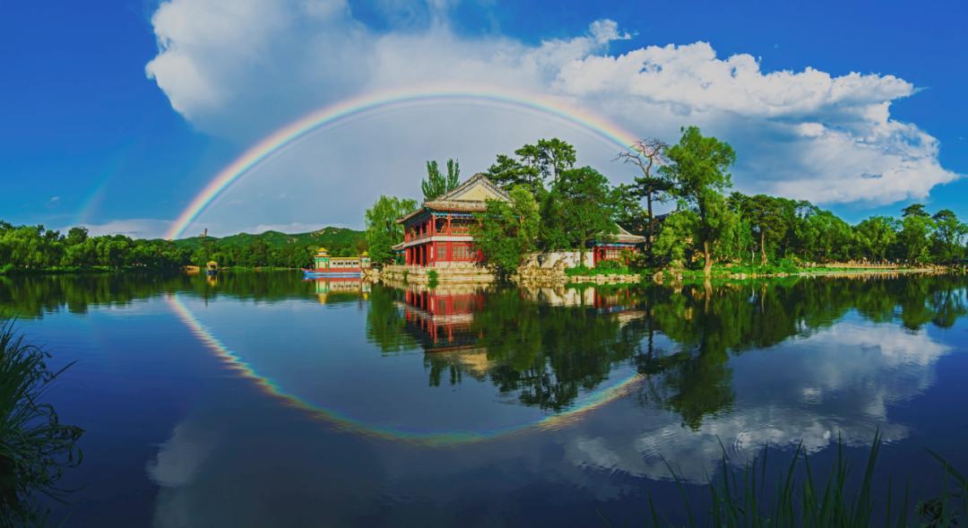 不开玩笑，坐飞机真的有“月票”啦！众多美景等你来撩