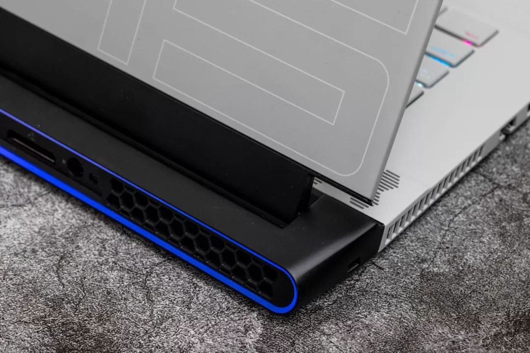 alienwarem15r6测试,alienwarem17轻薄款测评