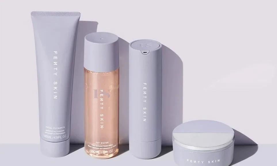 鍗庤钁楀悕璁捐甯堢帇澶т粊琚垎涓戦椈,pierrecardin鐨皵鍗′腹