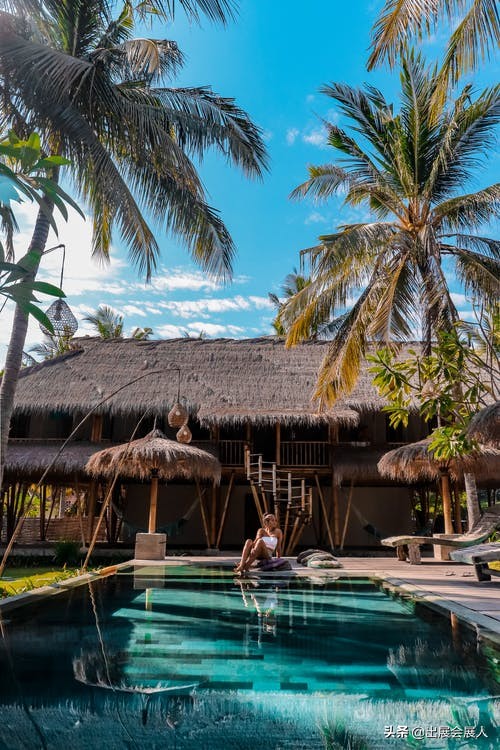 他说今年国庆去阿根廷，足球美女美景美不胜收_出展海外