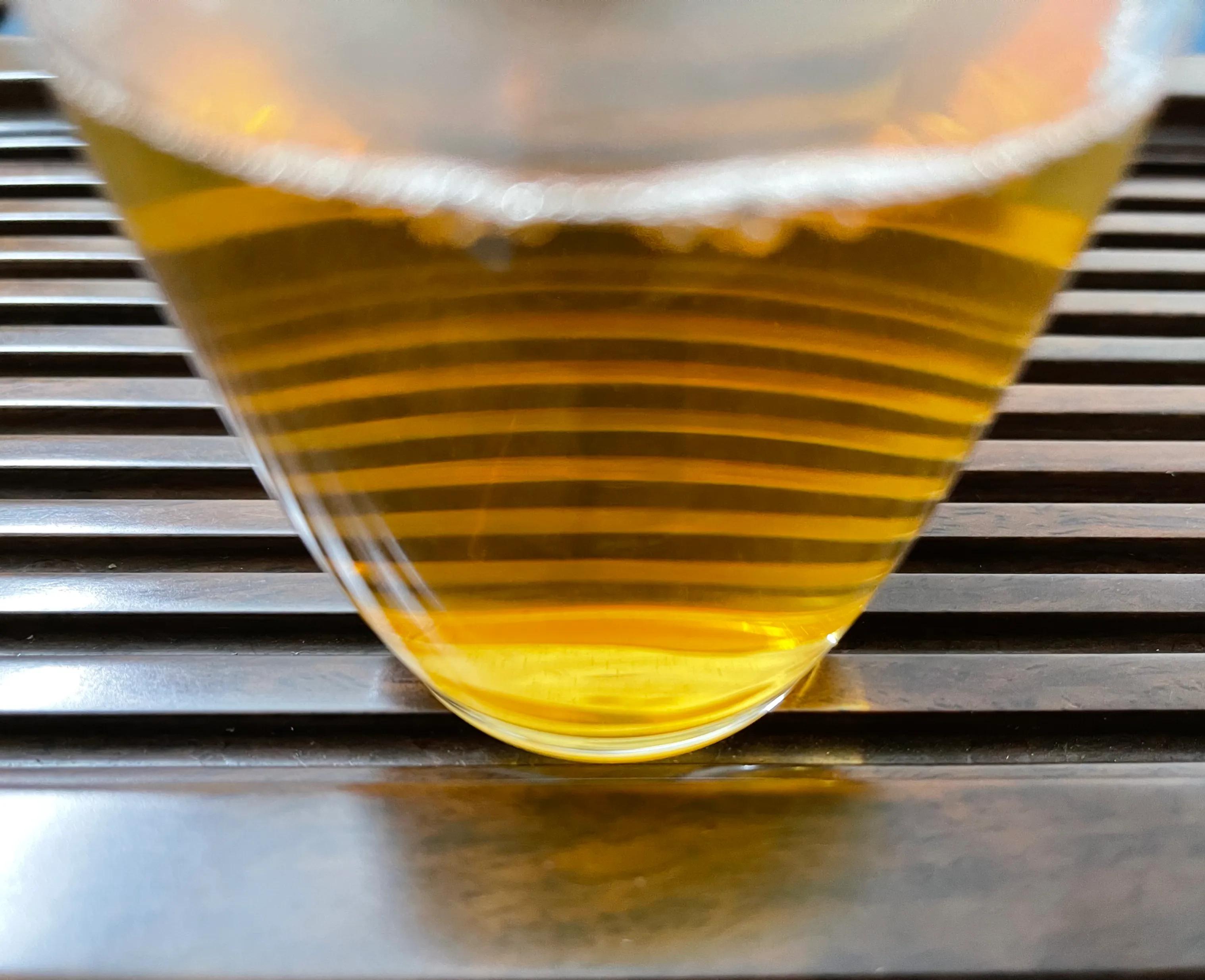 普洱茶开汤视频讲解,普洱茶开茶饼