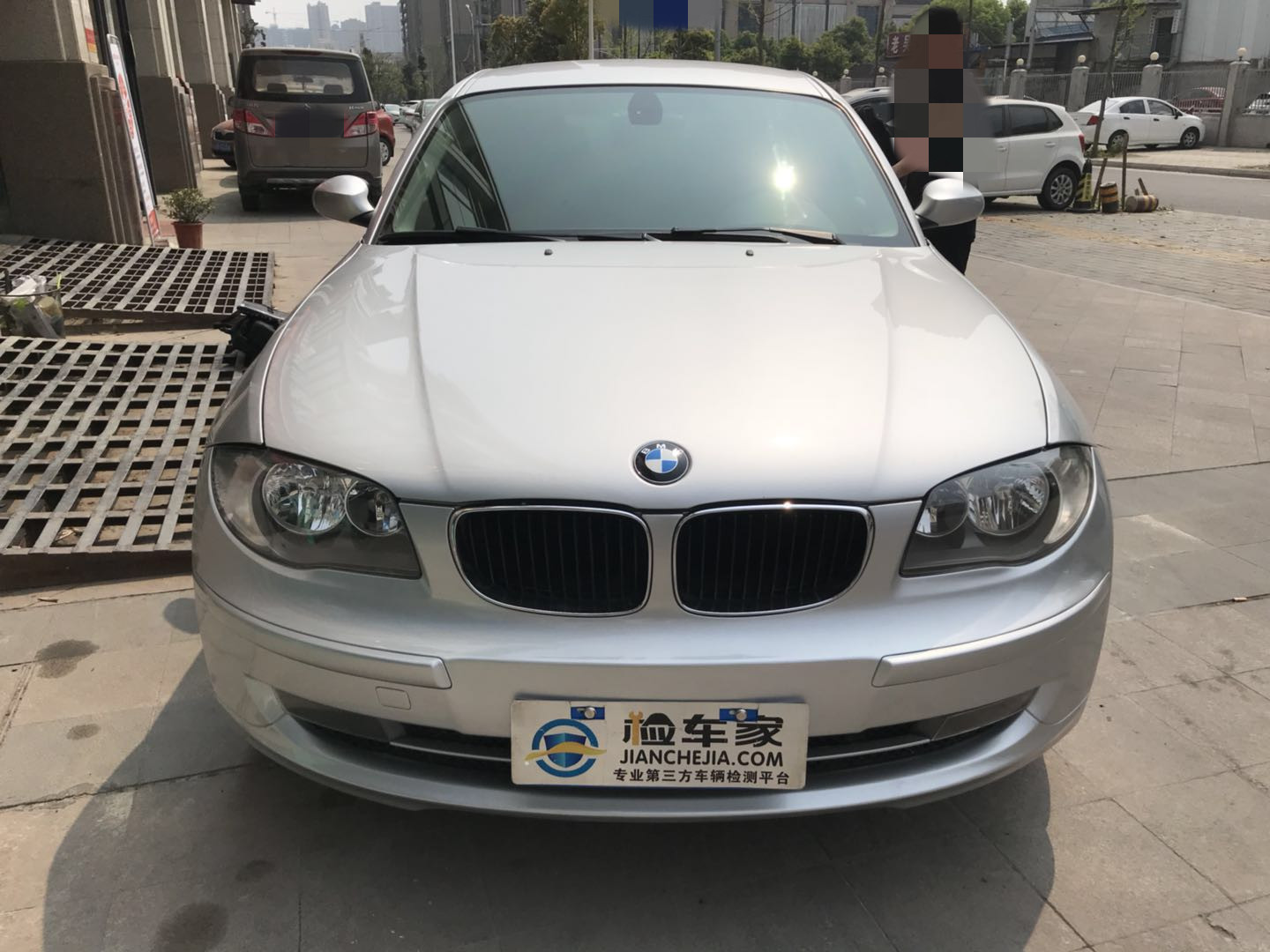 宝马120i最低配值得买吗,宝马120i落地不到15万