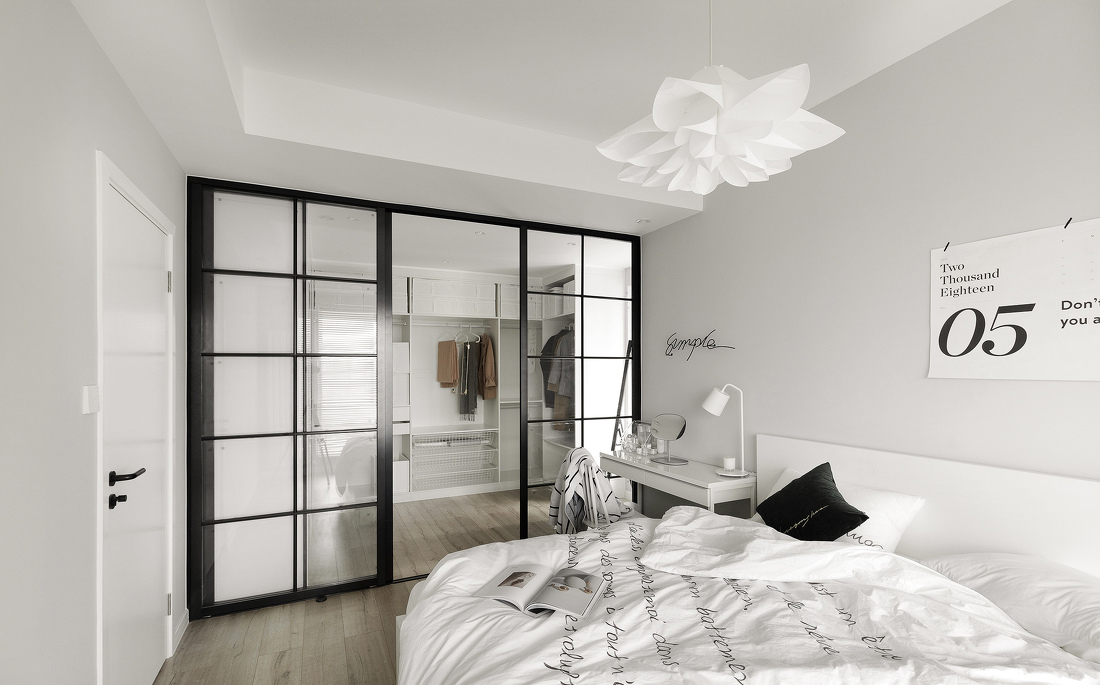 衣柜门除了推拉平开还有啥,衣柜柜门推拉门颜色和款式