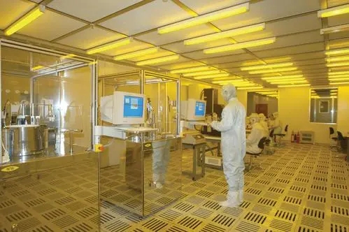 京东方显示屏发展过程,京东方14年烧光3000亿