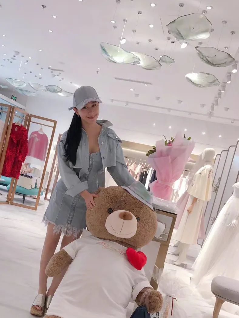 兰公子变身“巧手神探”百乐门老板娘|纸上刺绣,别具匠心