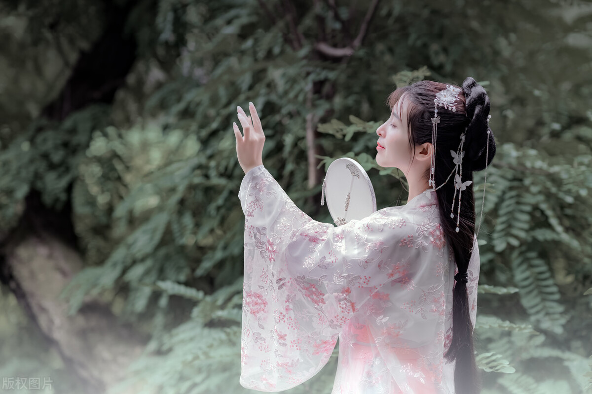 故事：明明对公主厌恶至极，可得知她退婚出走，王爷后悔忙追妻