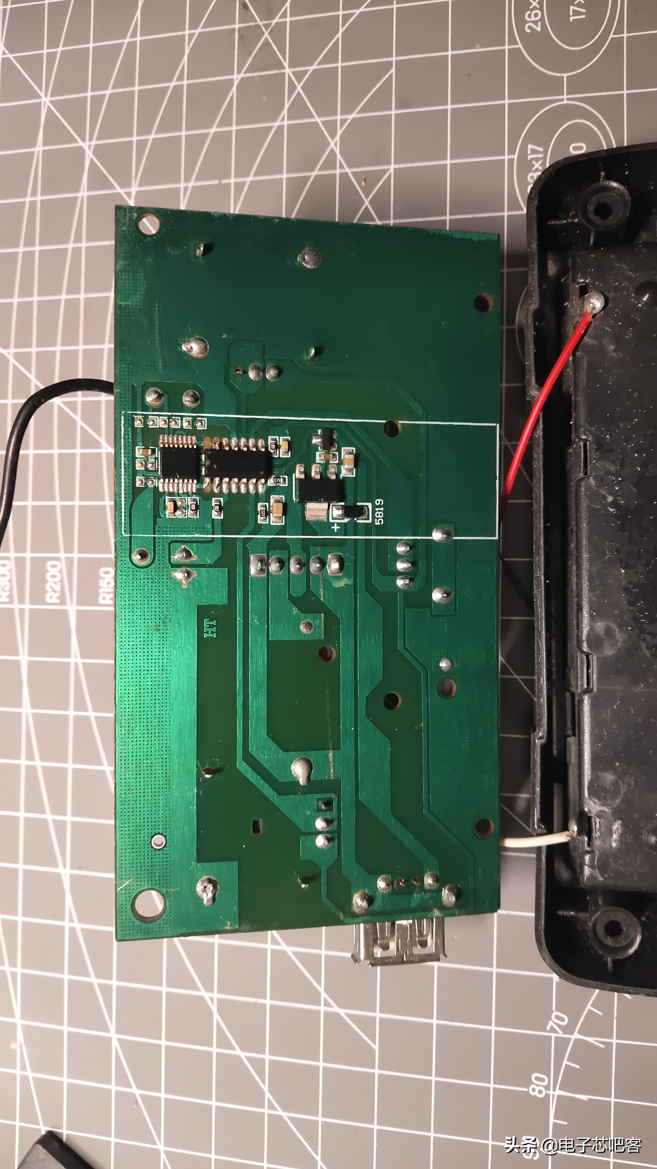 固定翼飞机遥控器坏了,遥控飞机遥控器坏了怎么修