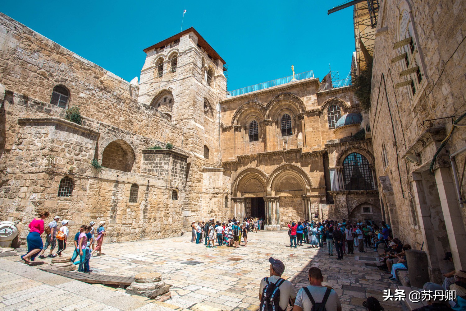 它是耶路撒冷最重要的圣地之一，相传耶稣复活的地方，因疫情关闭